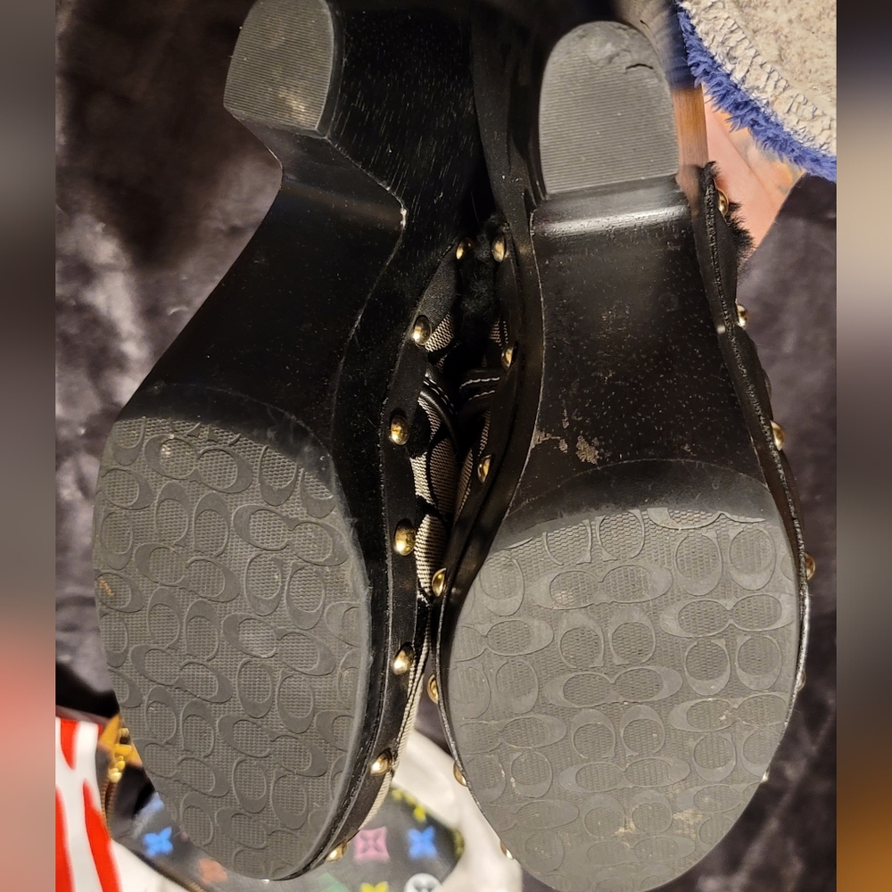 Coach Clogs - Picture 3 of 4
